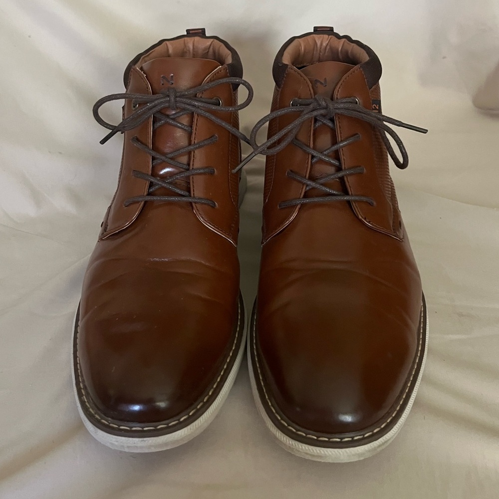 Nunn Bush + Bloom Chase Plain Toe Boots - Cognac - Men’s Size 11